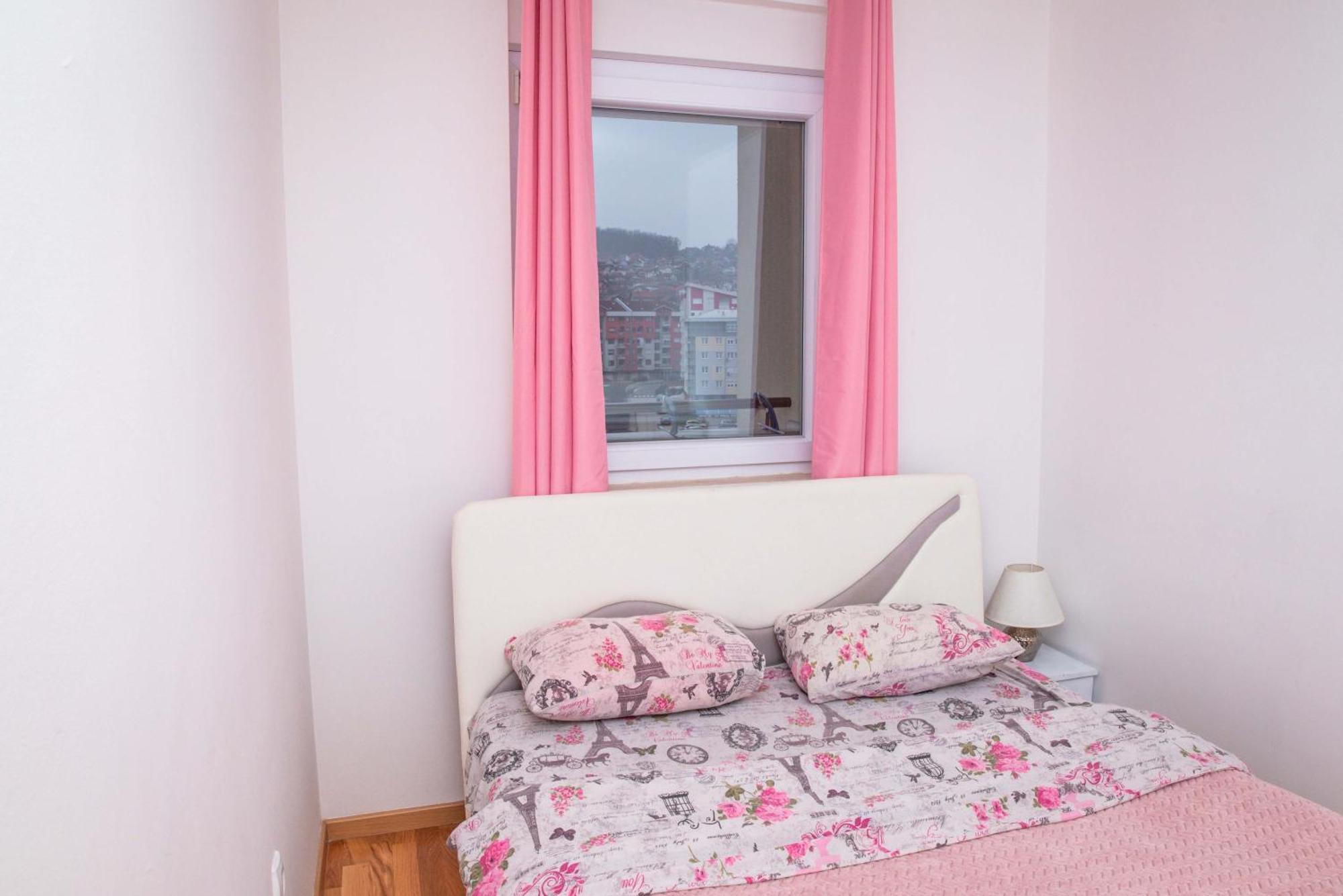 Apartman Royal 2 Doboj Esterno foto